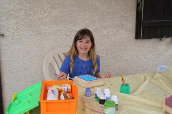 LEA ATTELIER PEINTURE CHEZ MAMY ET PAPY